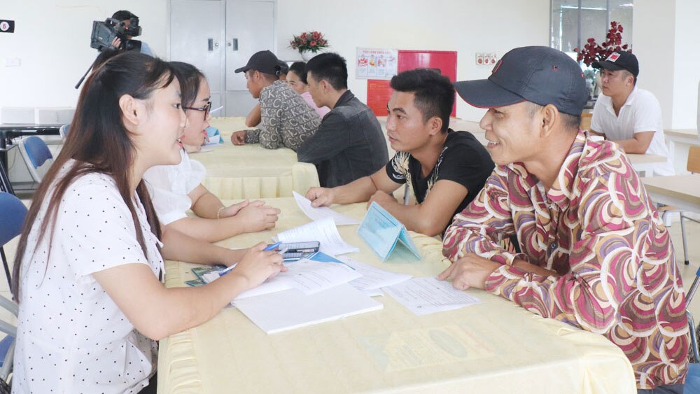 người mãn hạn tù, Trung tâm Dịch vụ việc làm, Bắc Giang, Sở Lao động - Thương binh và Xã hội, Công an