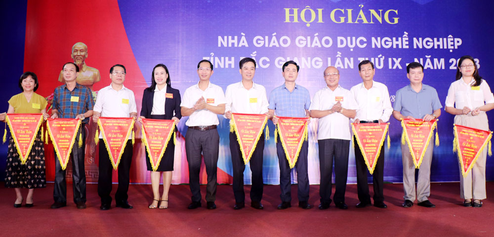 hội giảng giáo dục nghề nghiệp, bắc giang, nhà giáo, giáo viên