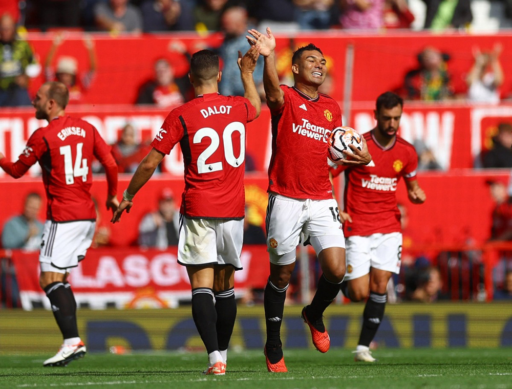 Nottingham Forest,Ngoại hạng Anh,Manchester United, Ngoại hạng Anh