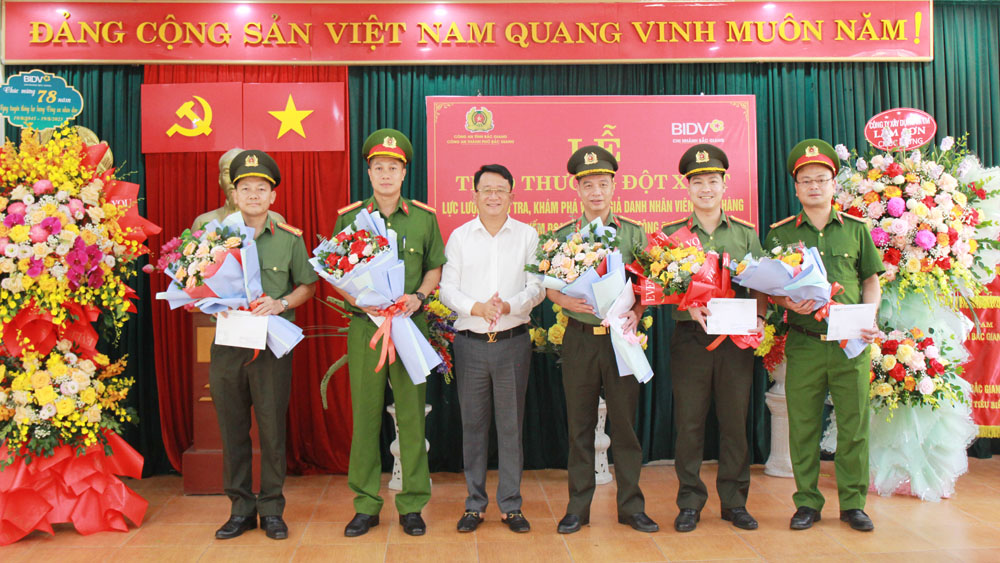 công an tỉnh bắc giang, giả danh nhân viên ngân hàng lừa đảo chiếm đoạt tài sản, lừa đảo trên không gian mạng