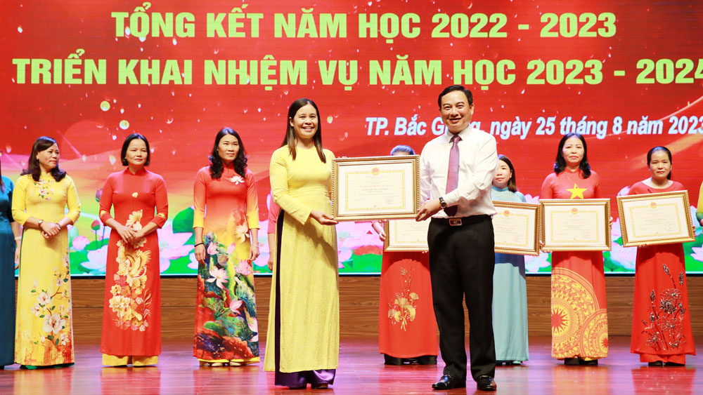 Bắc Giang, thành phố bắc giang, tổng kết năm học