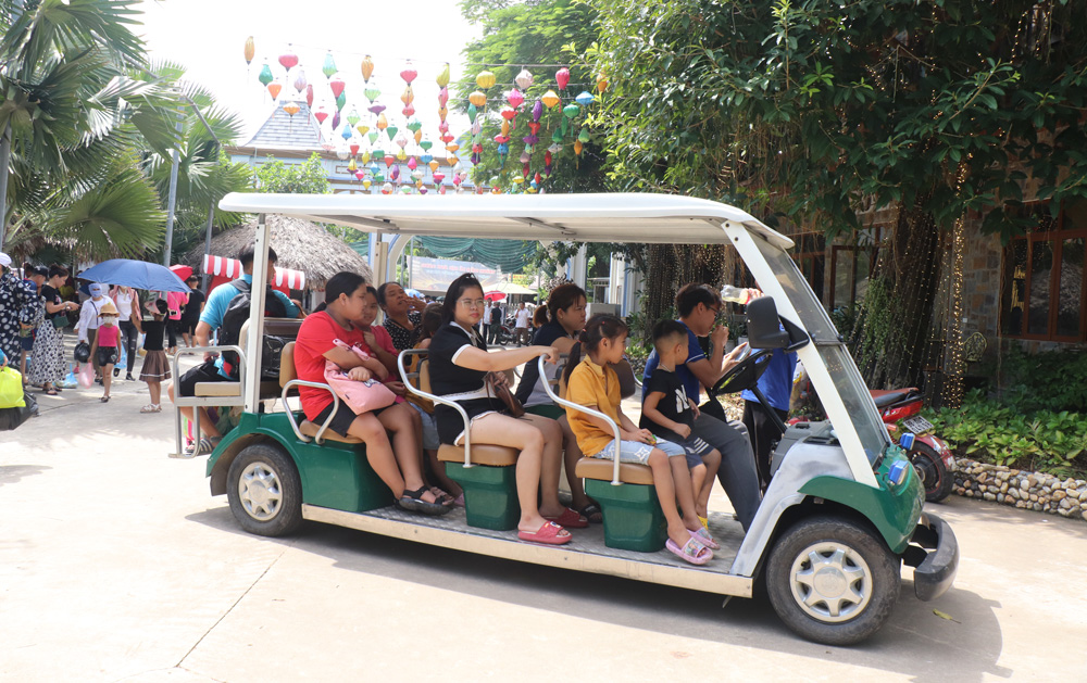 quốc khánh, 2/9, bắc giang, vườn hoa, phim trường Rose Garden, TP Bắc Giang