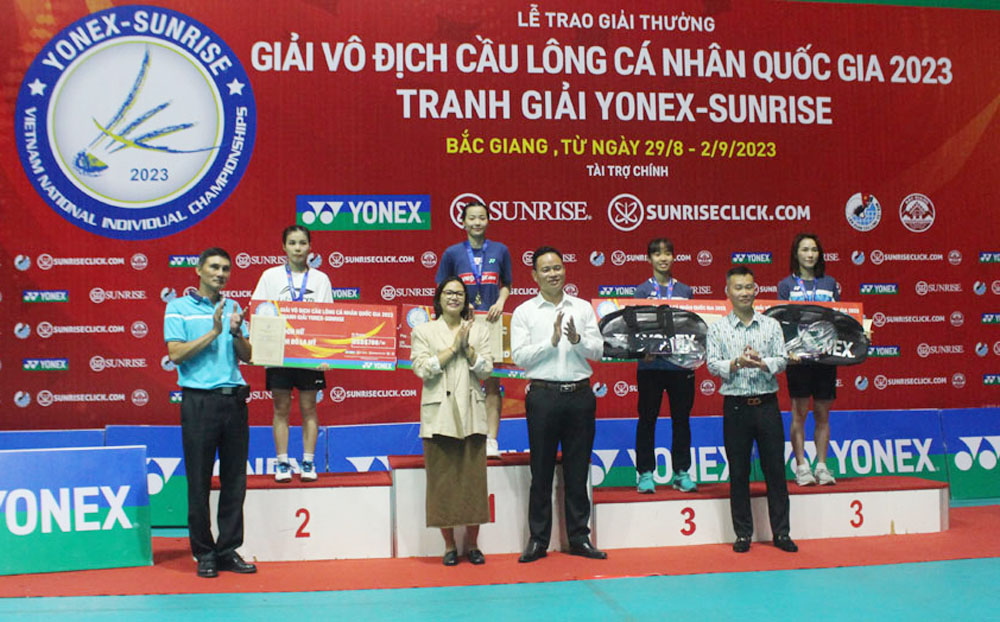 giải vô đich cầu lông cá nhân quốc gia, bắc giang, vận động  viên, huy chương vàng, huy chương bạc, phạm văn hải, thân vân anh, cầu lông