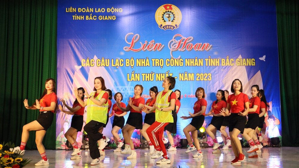 công nhân, câu lạc bộ, nhà trọ, Bắc Giang