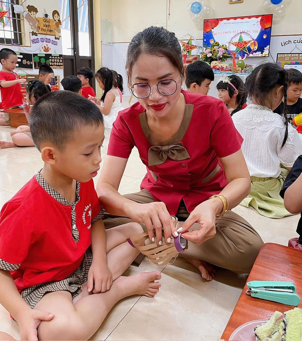 Trung thu, rộn ràng, chú Cuội, văn nghệ, phá cỗ, trường học, Bắc Giang