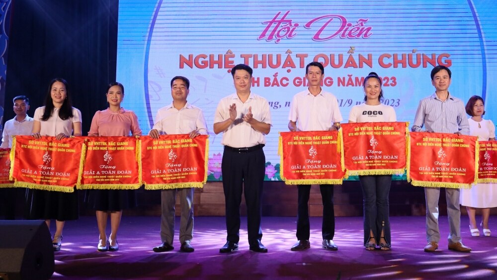 hội diễn nghệ thuật, Bắc Giang, biểu diễn, quốc khánh.