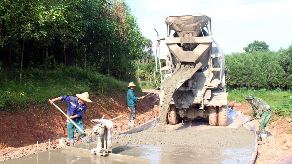 tin tức bắc giang, tỉnh bắc giang, đất vàng, hạ tầng giao thông, xây dựng ngầm dân sinh, hiến đất làm đường, xây dựng công trình phúc lợi, chương trình mục tiêu quốc gia, điển hình tiên tiến