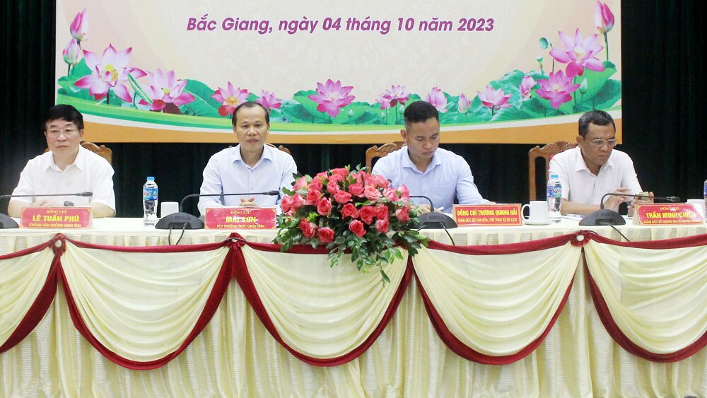 ubnd tỉnh bắc giang, họp báo, kinh tế-xã hội 9 tháng năm 2023, nhà báo, phóng viên, 60 năm ngày Bác Hồ về thăm, tỉnh bắc giang