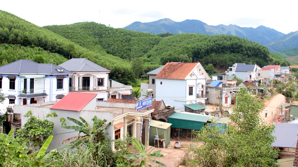 tin tức bắc giang, bắc giang, sơn động, xã dương hưu, thôn Đồng Riễu,  xe tải chở gỗ, rừng trồng mới, trồng rừng kinh tế,khai thác, hộ dân, làm giàu từ rừng ,  xây dựng nhà văn hóa