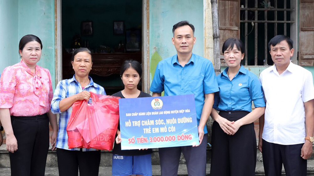 tin tức bắc giang, bắc giang, hội phụ nữ, huyện Hiệp Hòa, Cầu nối đỡ đầu, trẻ mồ côi, kết nối, vận động các cá nhân, doanh nghiệp, Liên đoàn Lao động huyện