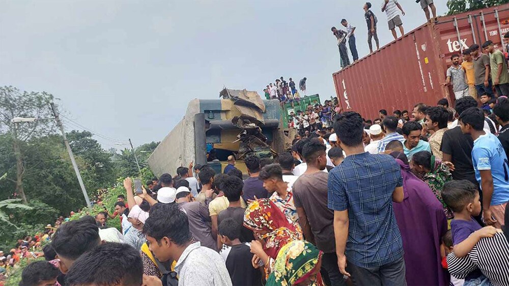 Tàu hỏa đâm nhau,Bangladesh,tai nạn tàu hỏa