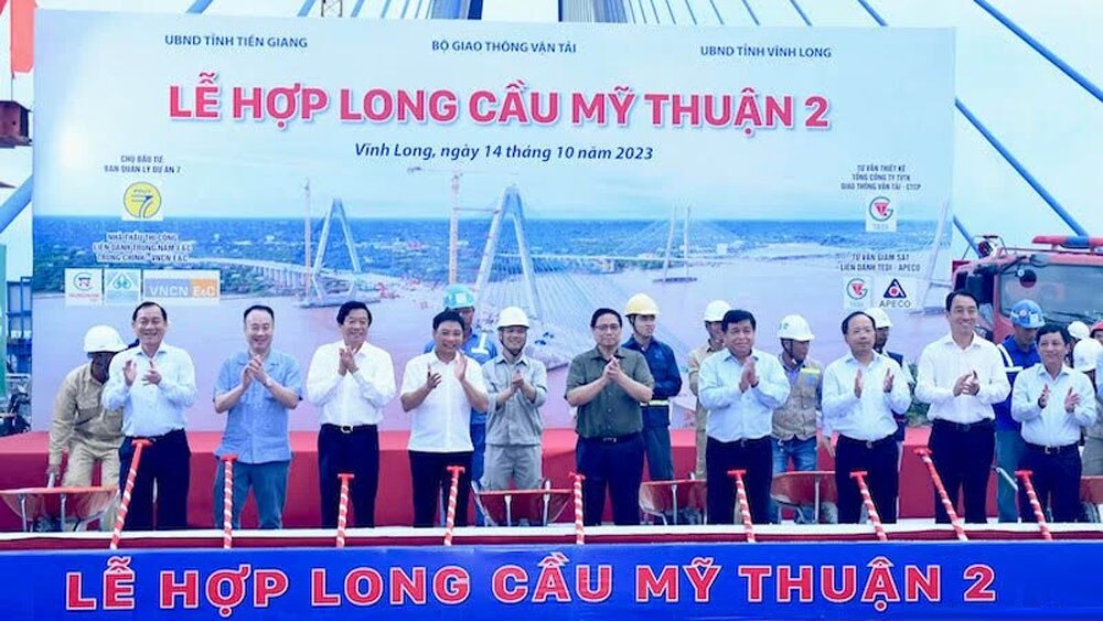 Thủ tướng Phạm Minh Chính, Lễ hợp long, cầu Mỹ Thuận 2