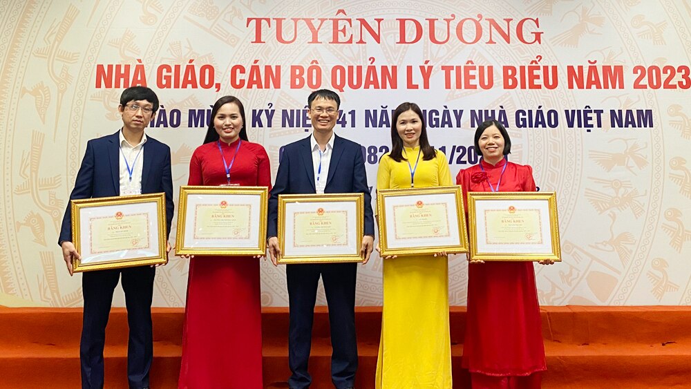 tin tức bắc giang, bắc giang, Tự hào, nhà giáo tiêu biểu, toàn quốc, kỷ niệm, ngày nhà giáo việt nam 20/11, Bộ Giáo dục và Đào tạo , tôn vinh nhà giáo tiêu biểu, nhà giáo tâm huyết, nhà giáo giỏi chuyên môn