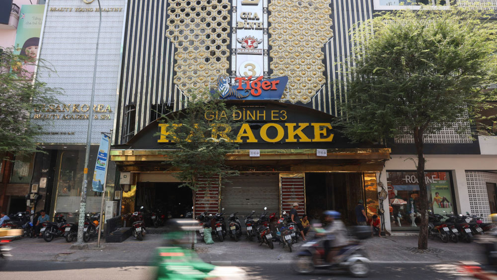 Nghiên cứu, sửa quy định cấp phép karaoke, vũ trường