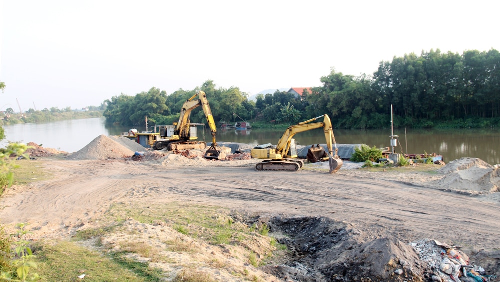 tin tức bắc giang, bắc giang, bảo đảm an toàn hành lang tuyến đê, Xử lý vi phạm đê điều, bến thủy nội địa, trách nhiệm người đứng đầu, bãi chất tải, kinh doanh vật liệu xây dựng