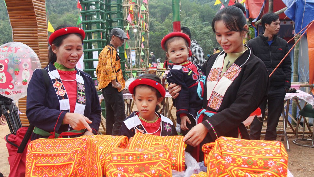 bắc giang, dân tộc, độc đáo, lễ hội hát Then, đàn Tính, An Lạc, sơn động, phong tục, truyền thống, bảo tồn