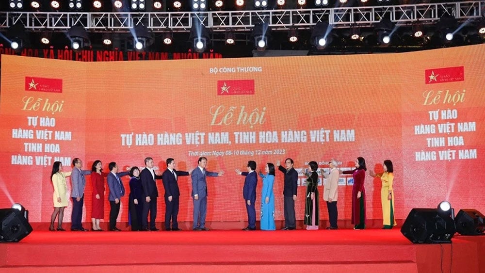 Khai mạc, lễ hội “Tự hào hàng Việt Nam”, “Tinh hoa hàng Việt Nam”