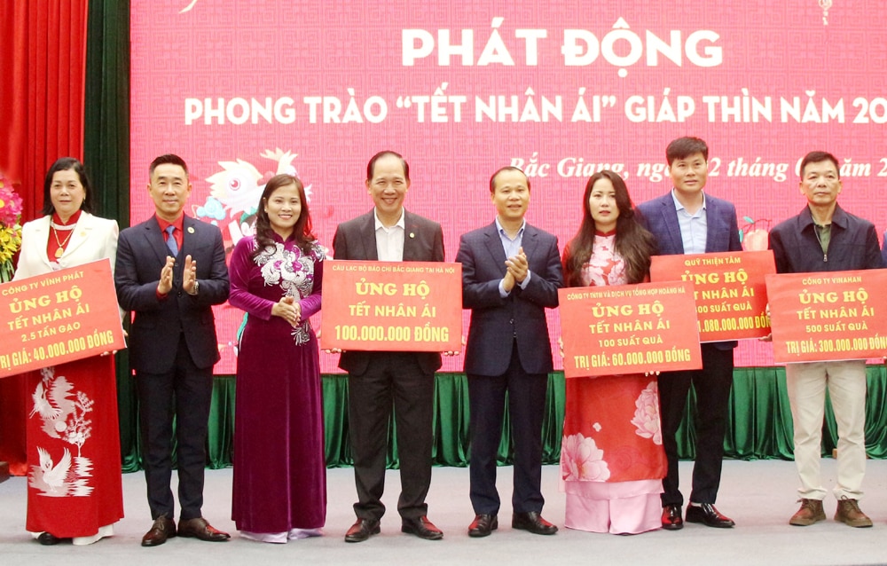 tin tức bắc giang, tỉnh bắc giang, Mặt trận Tổ quốc, Hội Chữ thập đỏ, Mang xuân về, người nghèo, Tết Nhân ái, Giáp Thìn, năm 2024