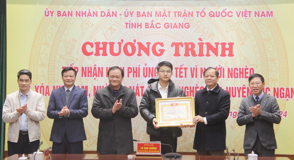 người nghèo, Bắc Giang, xóa nhà tạm, nhà dột nát của huyện Lục Ngạn, Chương trình Tết vì người nghèo