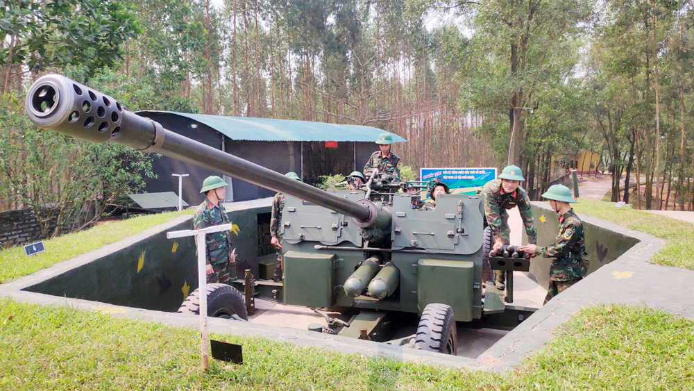 tin tức bắc giang, bắc giang, Lữ đoàn Phòng không 673, Quân đoàn 12, sáng tạo, phong trào thi đua, công tác giáo dục, thi đua tuyên truyền, cổ vũ động viên, xây dựng, Quyết thắng