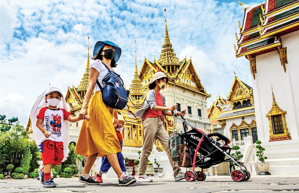 tin tức bắc giang, bắc giang, Bangkok níu chân, trang phục dân tộc, hướng dẫn viên địa phương, siêu thị, khách sạn, tụ điểm vui chơi giải trí