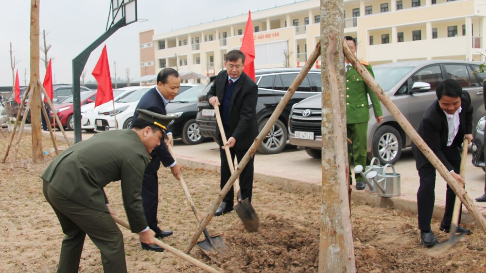 Huyện Yên Dũng, trồng 700.000 cây, Xuân Giáp Thìn 2024, Tết trồng cây