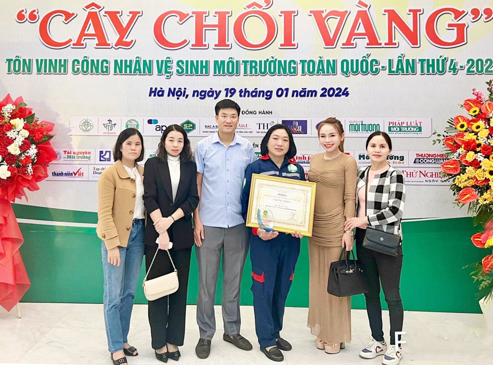 tin tức bắc giang, bắc giang, Cây chổi Vàng, Thầm lặng, làm đẹp đường phố,vệ sinh môi trường, Công ty cổ phần Quản lý công trình đô thị Bắc Giang, Nữ lao công