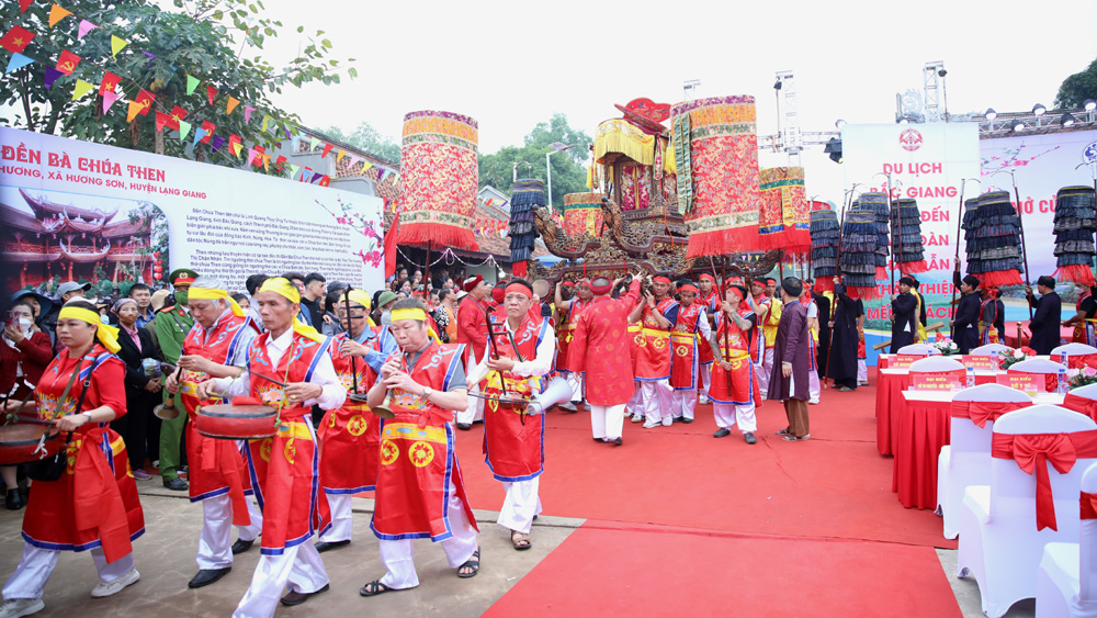 Lạng Giang, Khai mạc, lễ hội, Mở cửa rừng, tại xã Hương Sơn