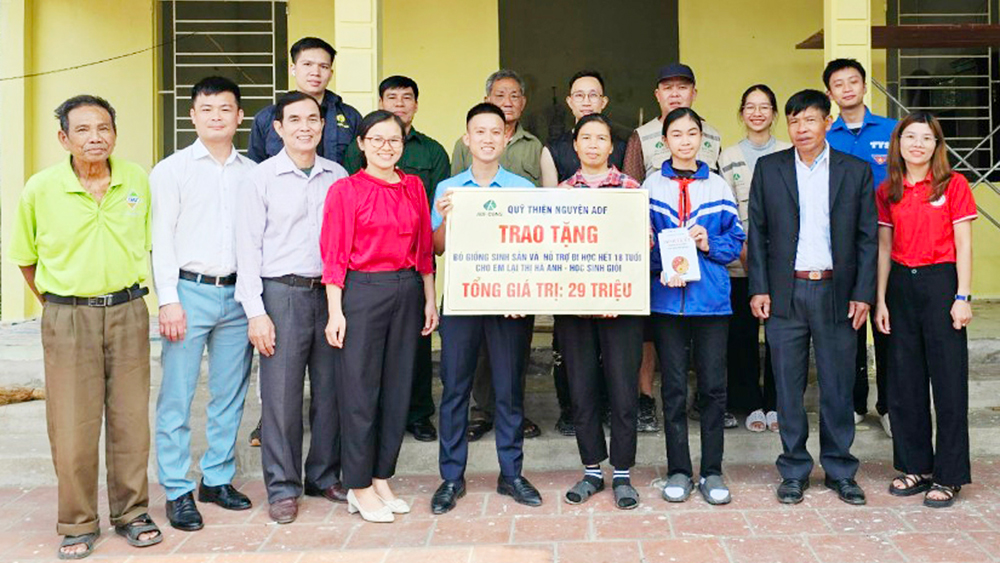 tin tức bắc giang, bắc giang, ủng hộ học sinh, hoàn cảnh khó khăn, Tết ấm, học sinh, khó khăn, vui xuân, đón Tết, ngành Giáo dục Bắc Giang