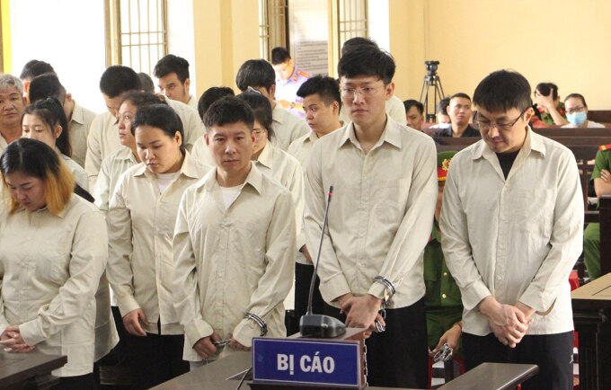 Cho vay nặng lãi, chiếm đoạt tài sản, lửa đảo