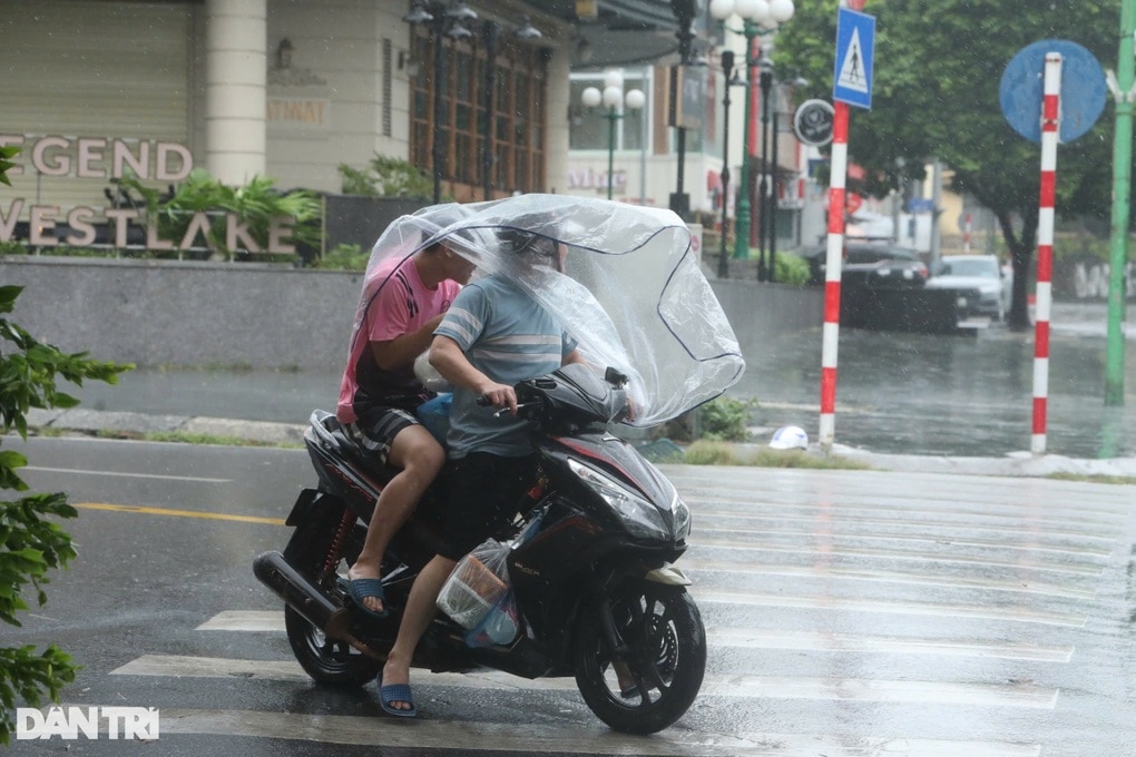 Bão Yagi suy yếu và tan dần trên khu vực Thượng Lào - 1