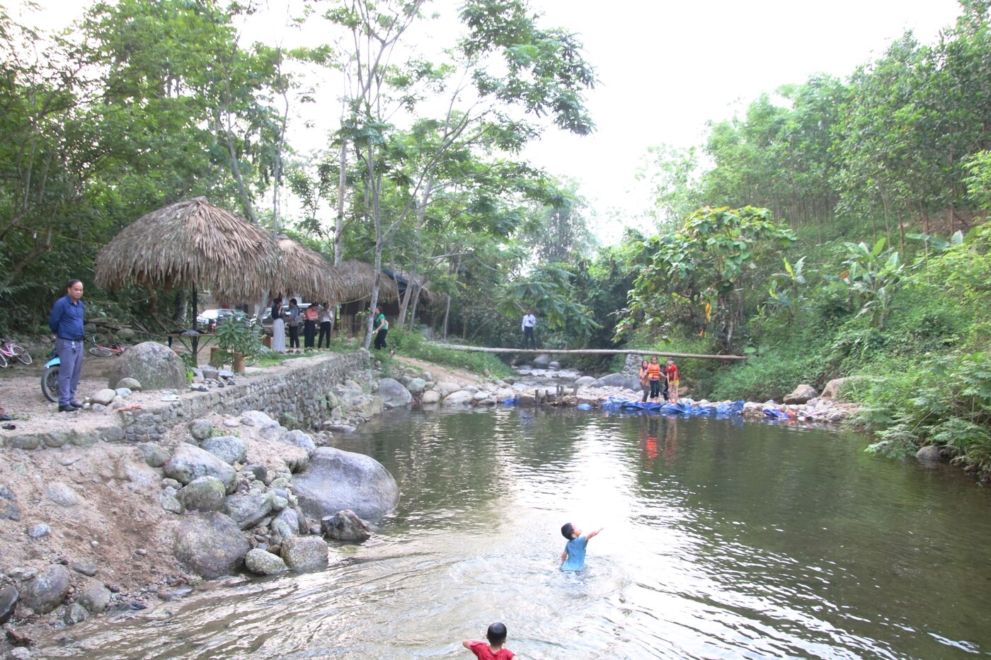 Đồng chí Bí thư Tỉnh ủy Hoàng Duy Chinh khảo sát tiềm năng phát triển du lịch tại xã Đồng Phúc ảnh 3