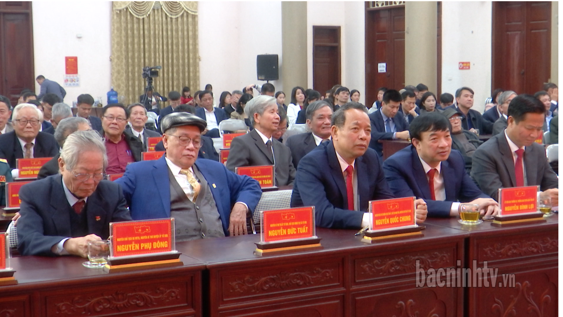 Tu Son City meets to celebrate the 95th anniversary of the founding of the Communist Party of Vietnam