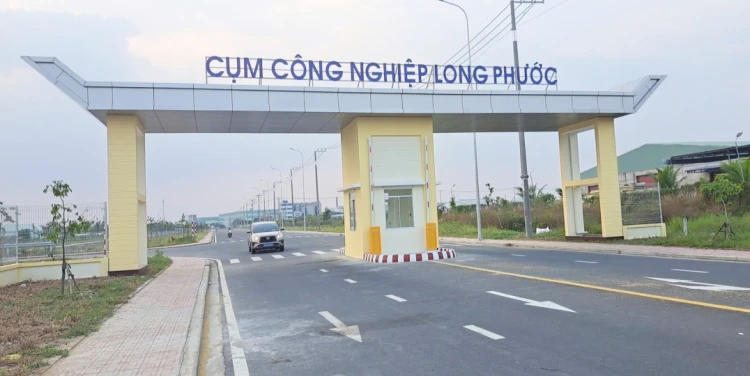 Đưa vào khai thác Cụm công nghiệp Long Phước