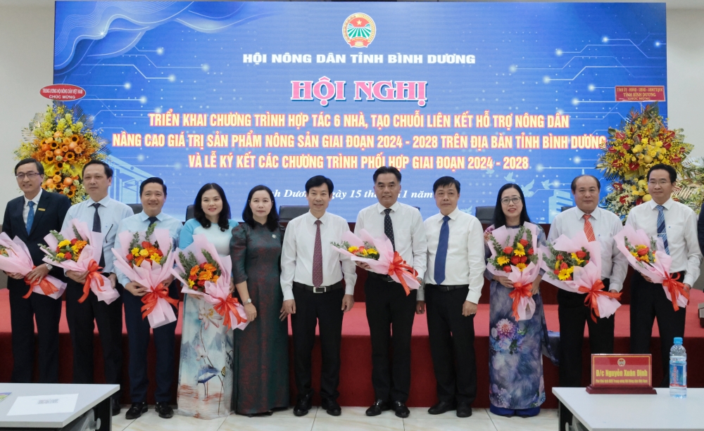 Hoi nghi trien khai Chuong trinh Hop tac 6 nha-11.jpg