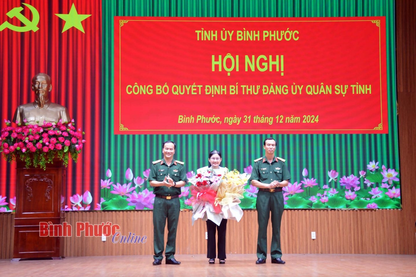 dai ta vo thanh danh va dai ta pham nhu quan tang hoa chuc mung dong chi ton ngoc hanh 12435231122024