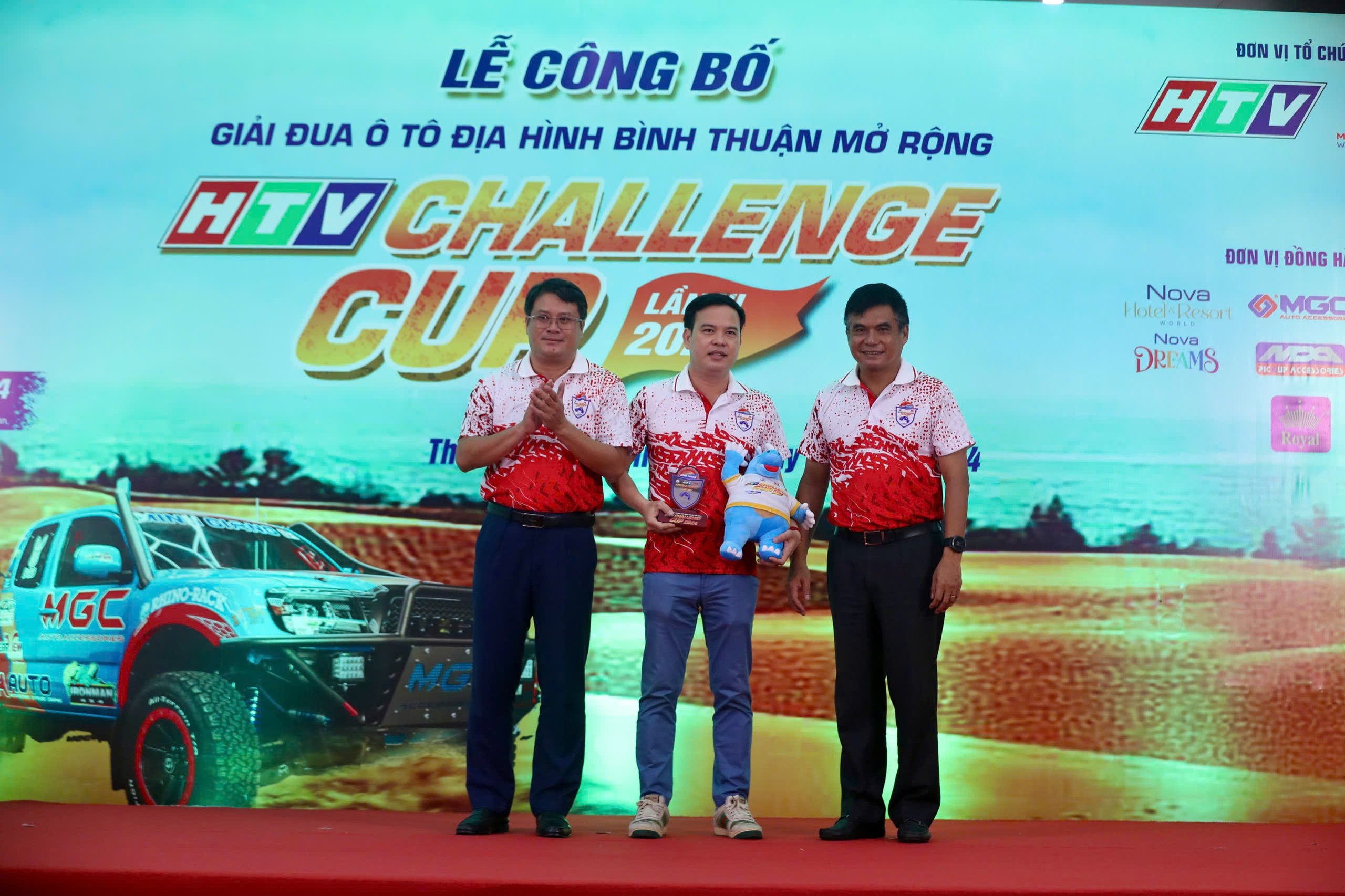 Thử thách đặc biệt ở giải ô tô địa hình Bình Thuận mở rộng - HTV Challenge Cup- Ảnh 2.