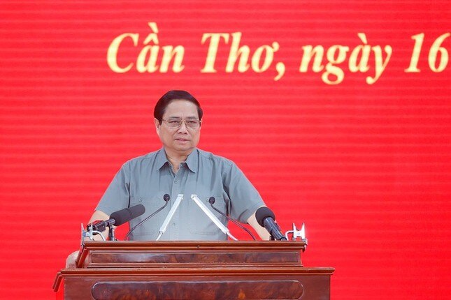 Thủ tướng: 'Không để các nhà thầu cô đơn trên công trường' ảnh 1