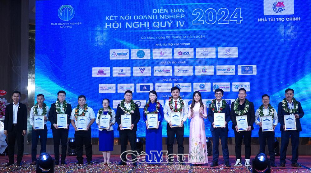 CDCM vinh danh các DN tiêu biểu năm 2024.