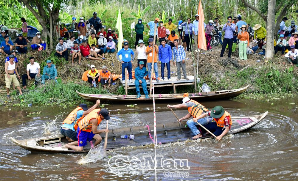 Sự kiện "Hương rừng U Minh" được tổ chức hằng năm nhân kỳ nghỉ lễ 30/4 và 1/5, nhằm tạo không khí vui tươi, phấn khởi thông qua các hoạt động văn hoá, thể thao gắn với du lịch tham quan, trải nghiệm.