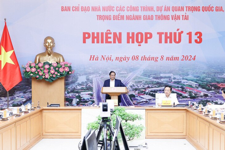 Thủ tướng chủ trì phiên họp của Ban Chỉ đạo Nhà nước các công trình, dự án quan trọng quốc gia, trọng điểm ngành giao thông vận tải - Ảnh: VGP