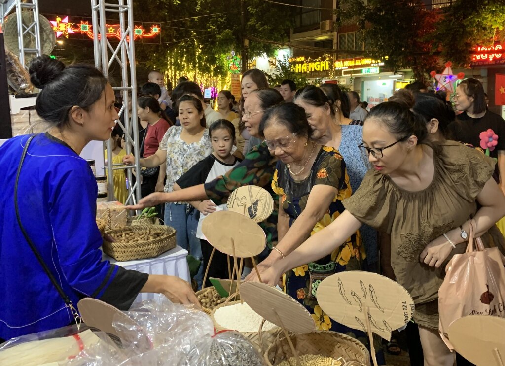 Sản phẩm lạc đỏ của