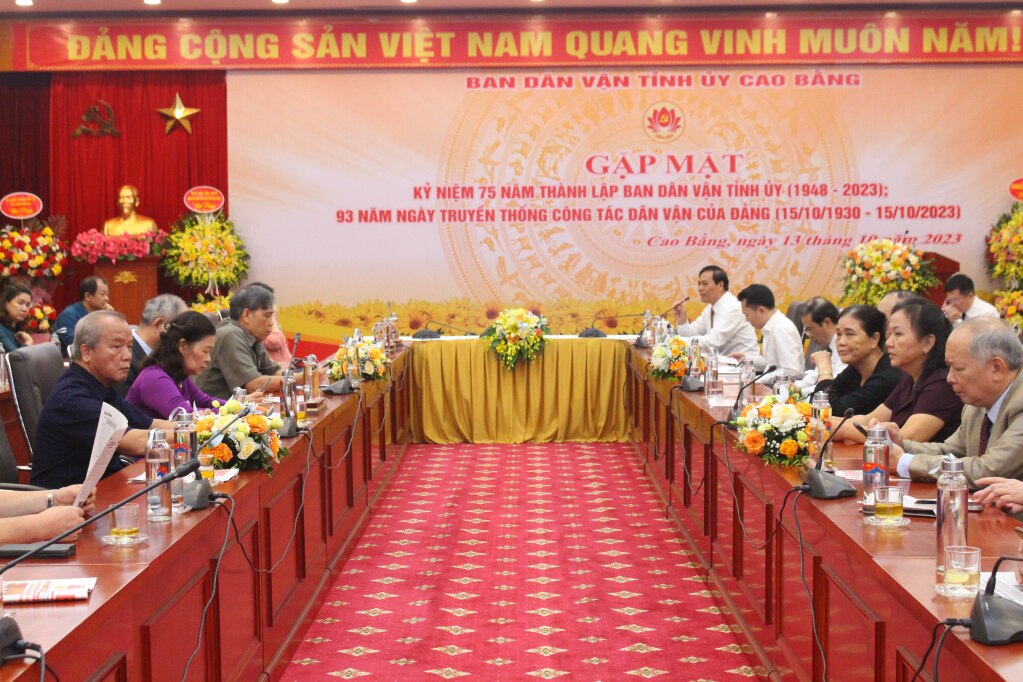 Toàn cảnh buổi gặp mặt.