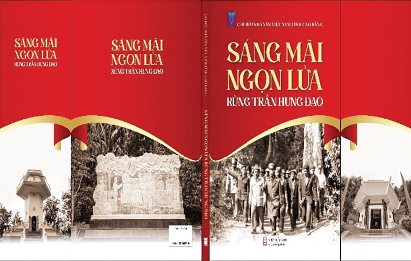 Bìa tập sách ảnh “Sáng mãi ngọn lửa rừng Trần Hưng Đạo”.