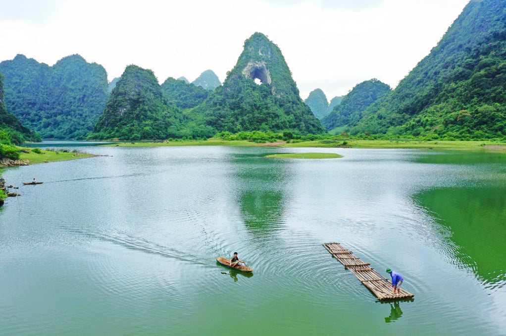  Mắt thần núi nằm trong hệ thống di sản của Công viên địa chất Toàn cầu UNESCO Non nước Cao Bằng, thuộc tuyến du lịch phía Đông “Trải nghiệm văn hóa bản địa ở xứ sở thần tiên”.