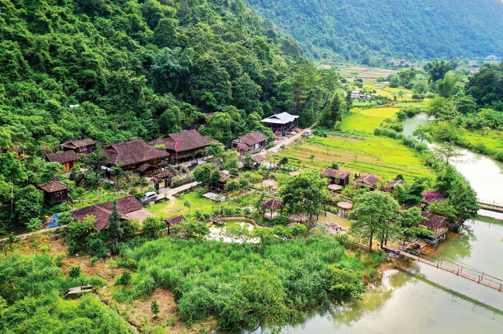 Mế Homestay xã Trường Hà (Hà Quảng) với khung cảnh trữ tình, bình yên là sự lựa chọn trải nghiệm của nhiều du khách.