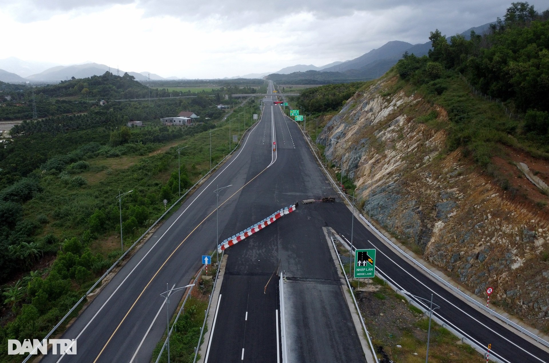 Hình hài cao tốc Vân Phong - Nha Trang - 13