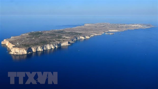 Italy: Hai vu dam tau lien tiep khien 30 nguoi di cu mat tich hinh anh 1