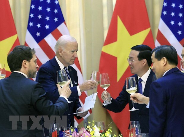 Chu tich nuoc Vo Van Thuong chu tri chieu dai Tong thong Joe Biden hinh anh 1