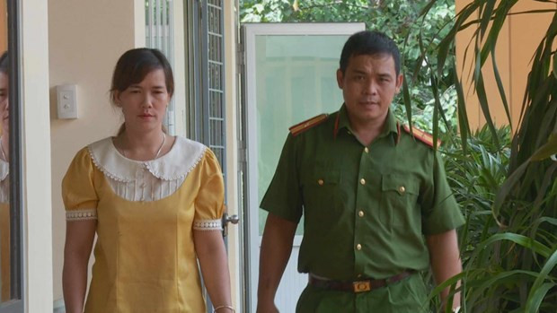 Dak Lak: Giai cuu thanh cong hai me con la nan nhan cua buon ban nguoi hinh anh 1